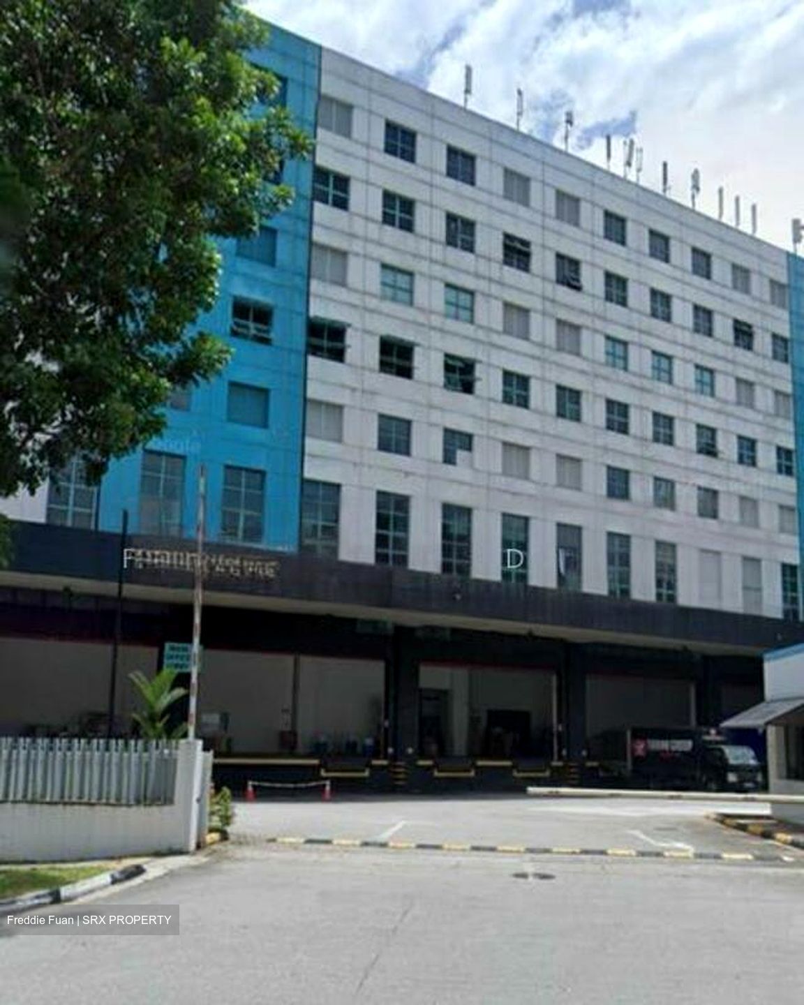 Freight Links (changi) Building (D16), Warehouse #498749881